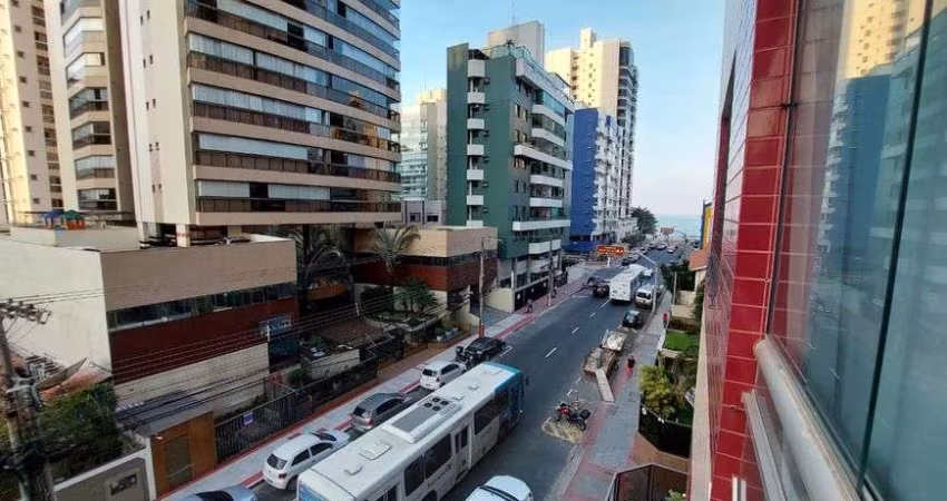 Apartamento 2 quartos com suíte a apenas duas quadras do mar na Praia da Costa!!