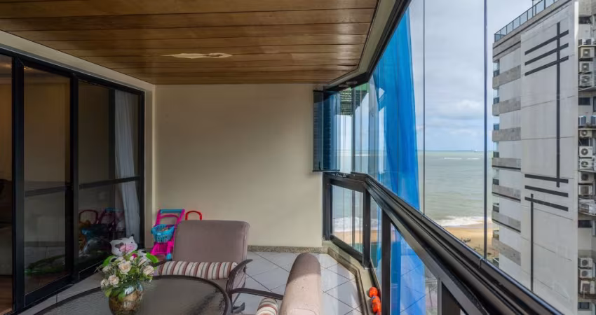 Apartamento espetacular com 300m², prédio frente mar na Praia da Costa!