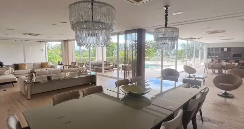 CASA TÉRREA COM 5 SUÍTES À VENDA, 3333m2 - COND JAPUIRA