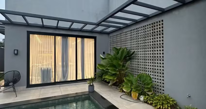 Sobrado com 4 suítes à venda, 469m2 - florais do valle