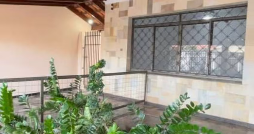 Casa para Venda em Americana, Vila Molon, 3 dormitórios, 1 suíte, 3 banheiros, 3 vagas
