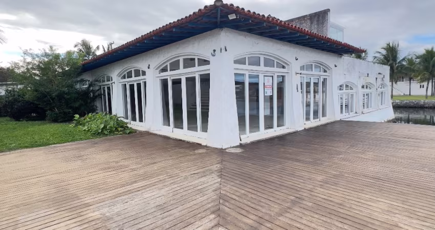 R$4.500,000-Mansão de 8 Quartos na ogiva