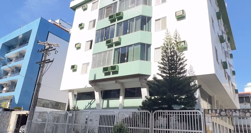 R$580.000-Casa de 2 Quartos no foguete  cabo frio