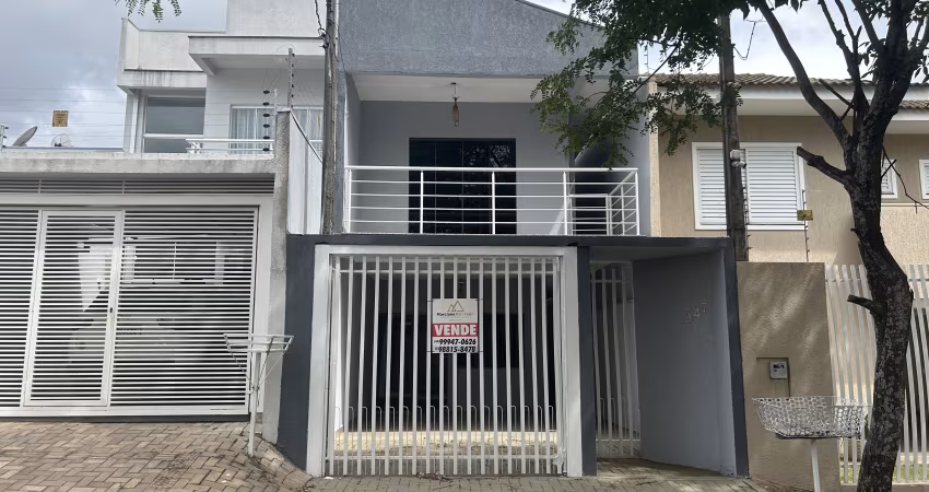 IMPERDIVEL 
Sobrado em Cascavel  no bairro Canadá  por R$399.000,00
