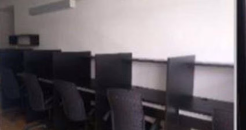 Ponto comercial/Loja/Box para aluguel e venda possui 48 metros quadrados