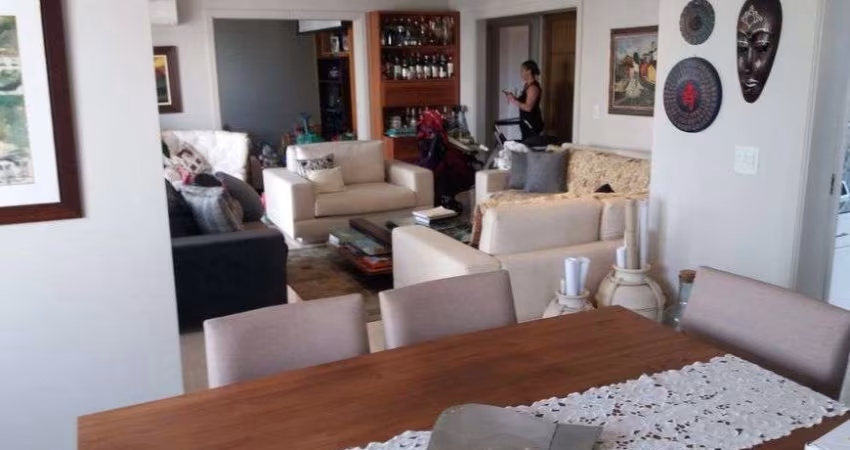 Apartamento para venda tem 212 metros quadrados com 4 quartos em Indianópolis - São Paulo - SP