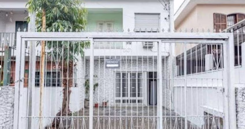 Sobrado para venda possui 105 metros quadrados com 3 quartos em Campo Belo - São Paulo - SP