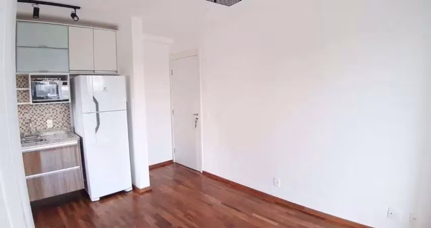 Apartamento para aluguel possui 37 metros quadrados com 1 quarto em Campo Belo - São Paulo - SP
