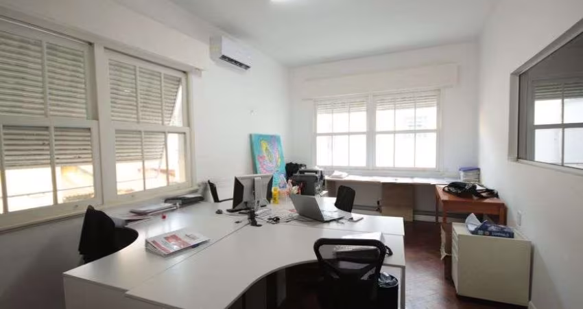 Ponto comercial/Loja/Box para aluguel possui 17 metros quadrados com 1 quarto