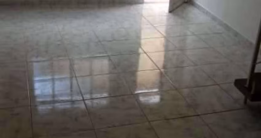 Sobrado em rua particular, 2 Dorms, Próx Metrô Belem