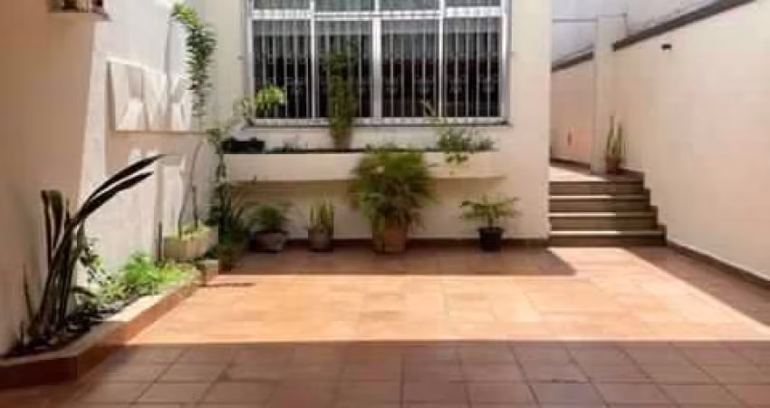 Sobrado com 3 dormitórios para alugar, 180 m² por R$ 6.425/mês - Mooca