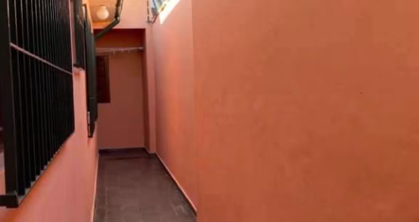 Casa com 3 dormitórios e 2 vagas, 125 m² por R$ 620.000 - Mooca