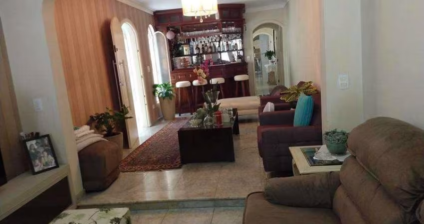 SOBRADO - 5 QUARTOS - 4 VAGAS - 300 m² - MOOCA
