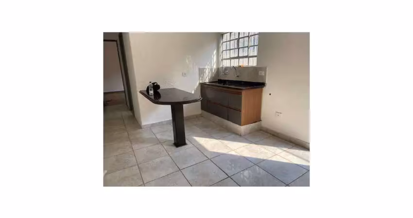 Casa com 3 quartos para alugar na Rua Frei Gaspar, 634, Mooca, São Paulo
