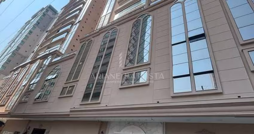 Apartamento 4 Suítes 3 Vagas