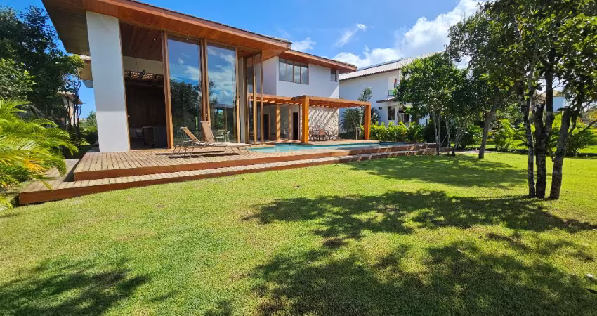 Casa em Praia do Forte com 5 suítes