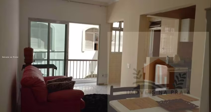 Apartamento reformado 1 dormitório 1 vaga lado praia na Enseada