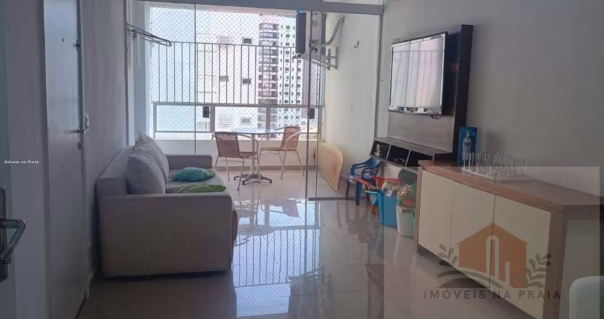Apartamento reformado com 2 dormitórios 1 vaga frente ao mar nas Astúrias