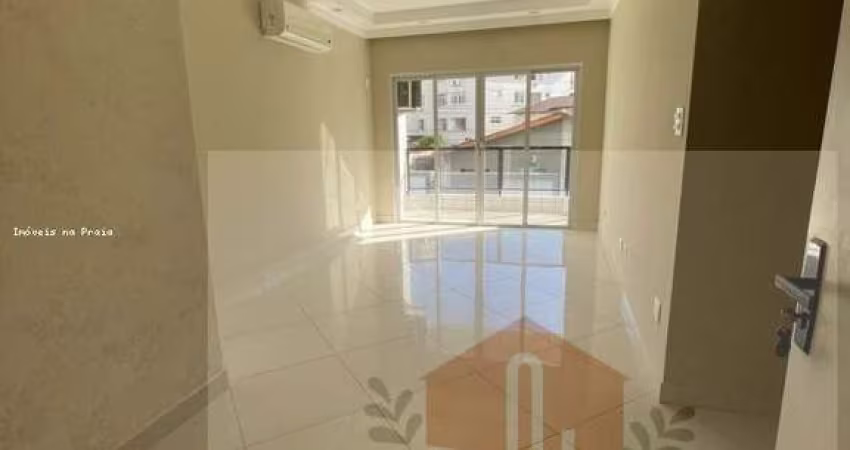 Apartamento com 2 dormitórios 1 vaga no Tombo