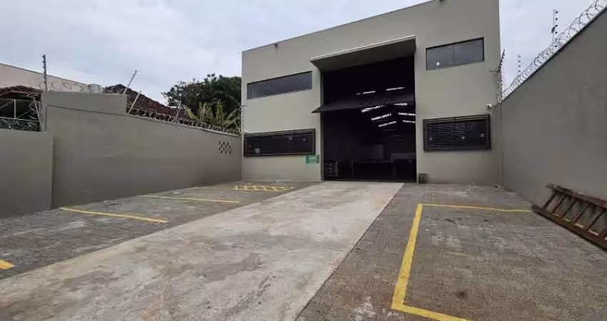 Barracão / Galpão / Depósito com 2 salas à venda na Rua Belém, Centro, Londrina