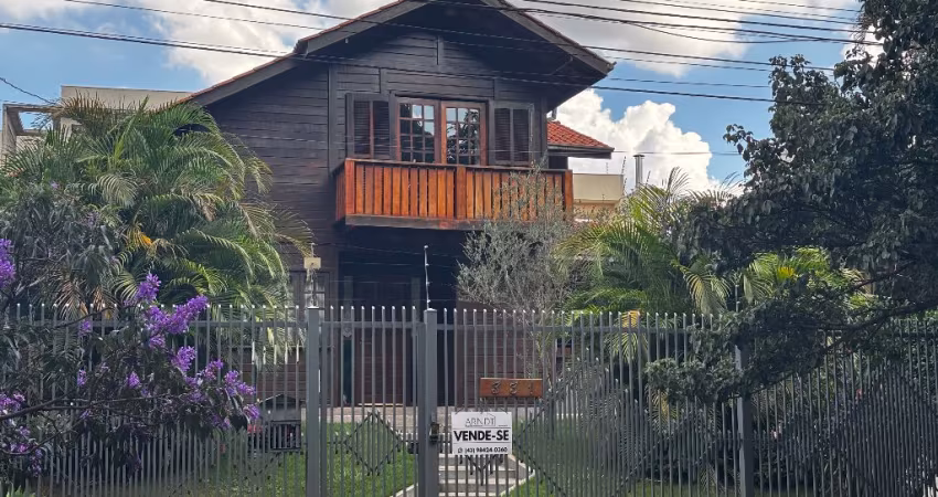 Casa sobrado canadense a venda na Gleba Palhano