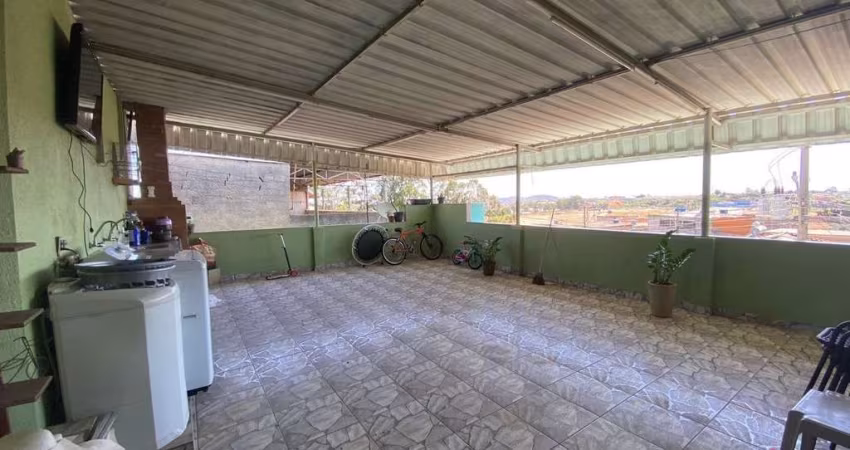 Casa com 2 quartos à venda na Rua Dr Aguiar Pessoa  (antiga Rua Dois), 36, Bela Vista, Contagem