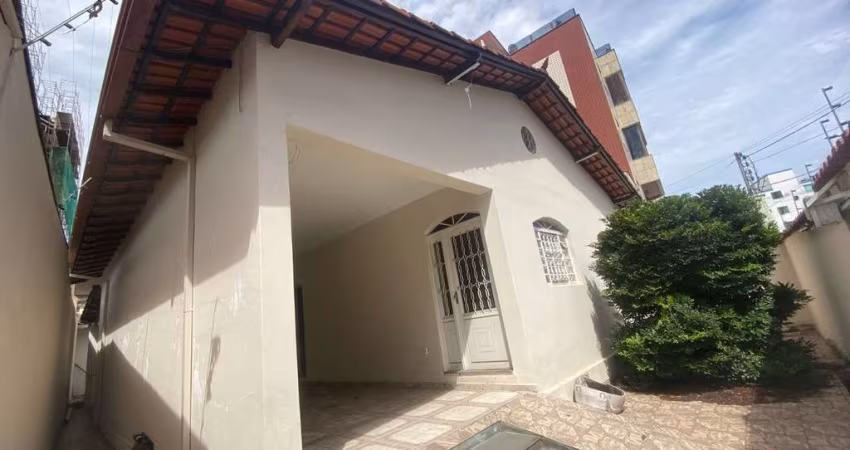 Casa com 3 quartos à venda na Jatobás, 252, Eldorado, Contagem