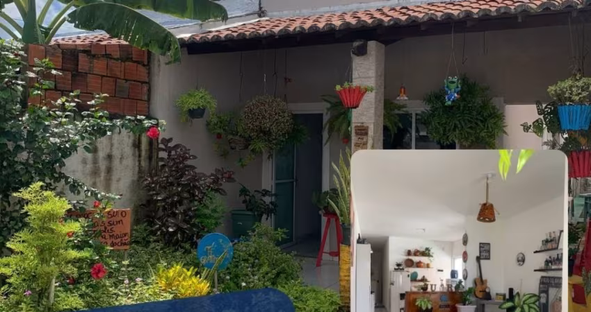 Casa em ótimo estado de conservação no Itapuan!