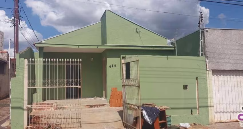 Casa para Locação em São José do Rio Preto, Vila Maceno, 2 dormitórios, 1 banheiro, 1 vaga