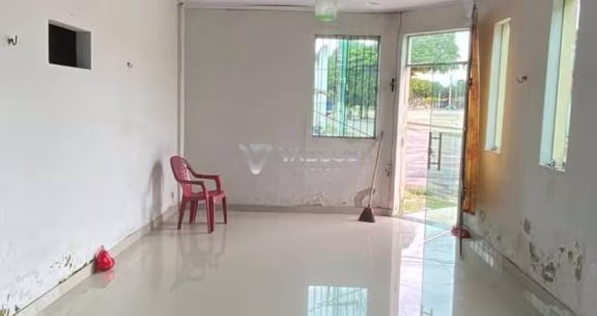Casa com 04 quartos na Av. Barão do Rio Branco em Nova Timboteua