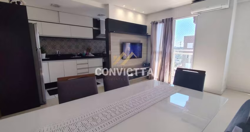 APARTAMENTO SEMIMOBILIADO NO BAIRRO DE LAZZER