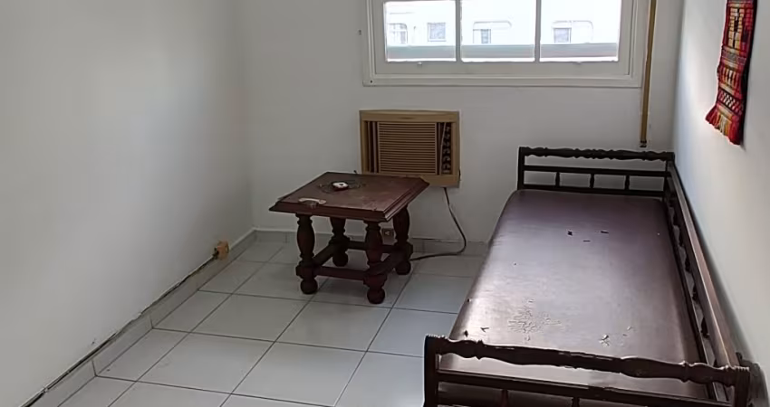 ALUGUEL DE APARTAMENTO DE 45m2 COM  1 DORM, SALA ,  BANHEIRO E COZINHA  NO BAIRRO DO EMBARÉ EM SANTOS-SP