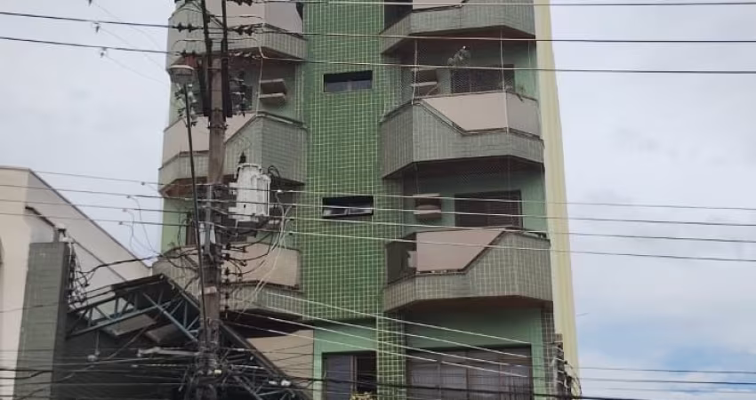 APARTAMENTO Á VENDA - FRENTE A IGREJA SÃO BENEDITO