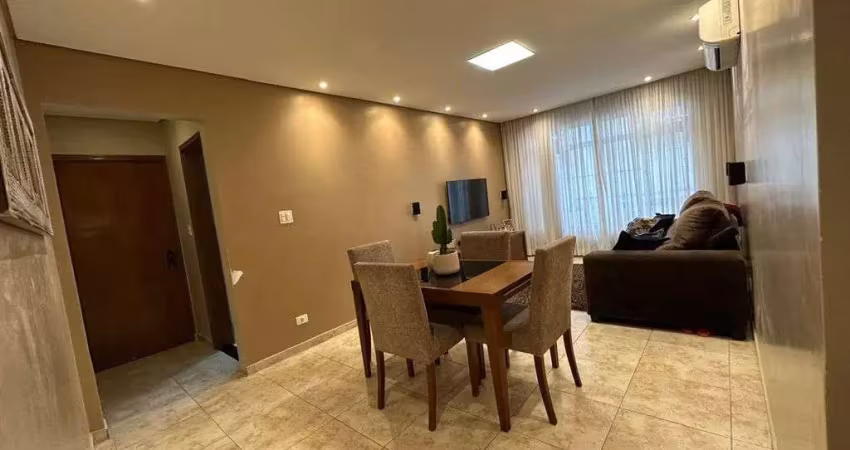 Lindo apartamento de 2 dormitórios reformado, no embaré.