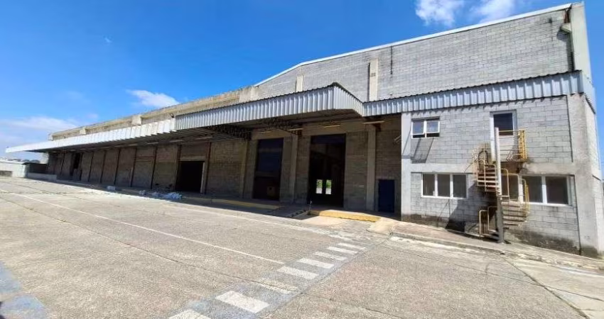 Imóvel para aluguel tem 5600 metros quadrados em Alphaville Empresarial - Barueri - SP