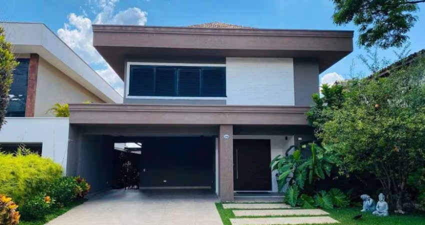 Linda casa com 3 quartos no condomínio Residencial 6 em Alphaville - Santana de Parnaíba - SP