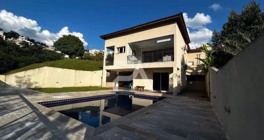 Casa mobiliada no Condomínio Valville para locação em Alphaville -SP