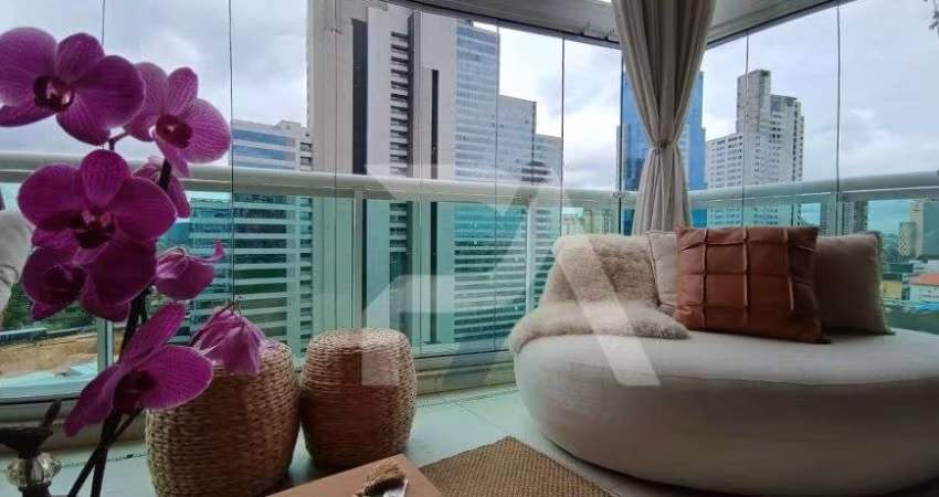 Lindo apartamento duplex no condomínio Gramercy Park em Alphaville Empresarial - Barueri - SP