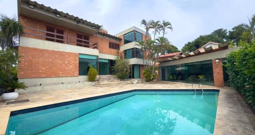 Casa para locação no Residencial 03 em Alphaville - Santana de Parnaíba - SP