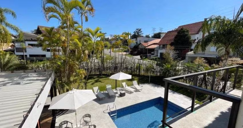 Casa para venda com 270 metros quadrados com 4 quartos em Alphaville - Santana de Parnaíba - SP