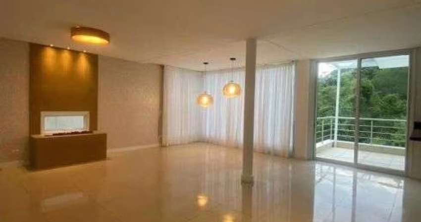 Linda casa para locação- condomínio Valville