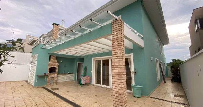 Casa para venda com 332 metros quadrados com 4 quartos em Alphaville - Santana de Parnaíba - SP
