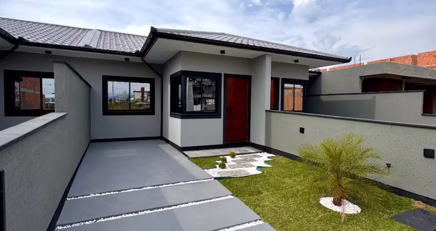 Casa nova com fino acabamento, ao lado do nova palhoça