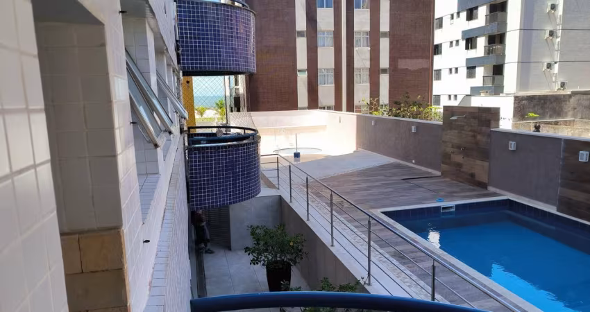 excelente apartamento quadra mar ,com visão parcial do mar , 3 quartos