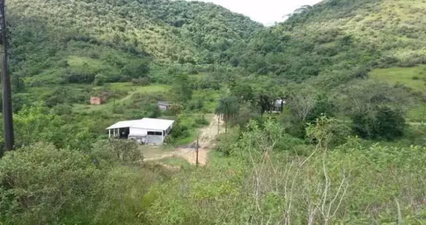 Fazenda com 80 Alqueires à Venda em Guapimirim