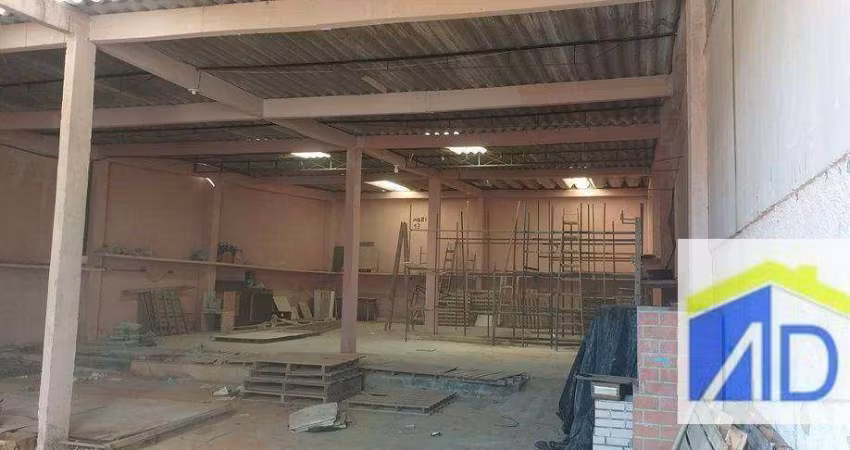 Galpão para alugar, 300 m² por R$ 6.000,00/mês - Coelho Neto - Rio de Janeiro/RJ