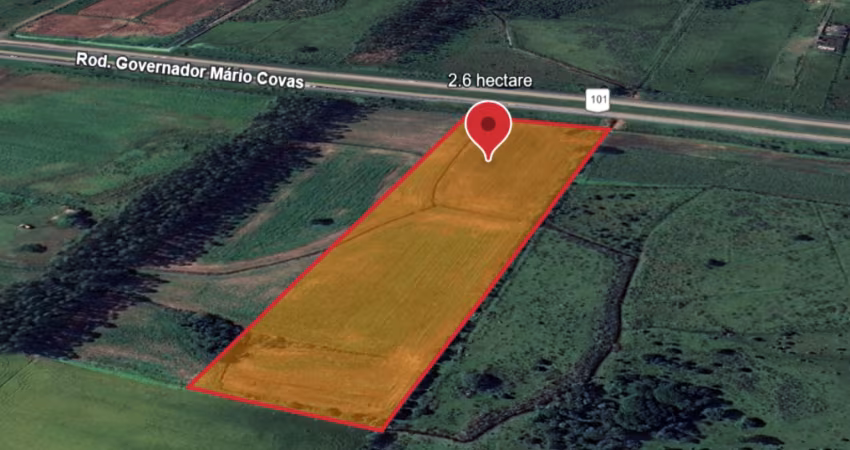 Área de 36.594 m² com frente para BR-101. Entre Florianópolis e Porto Alegre, a 100 km do Porto de Imbituba. Ideal para empresas, logística e galpões.