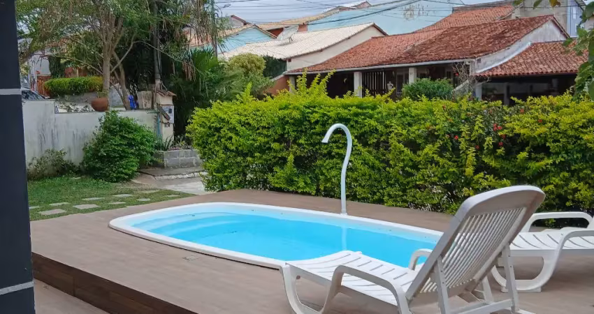 Ótima casa em um condomínio fechado em são pedro da aldeia - rj