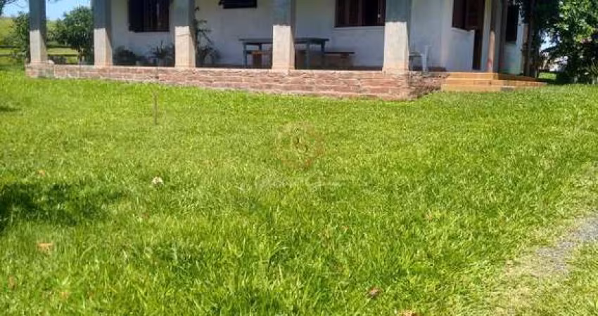 Sítio/chácara com 2,5 HECTARES com casa em Nova santa Rita