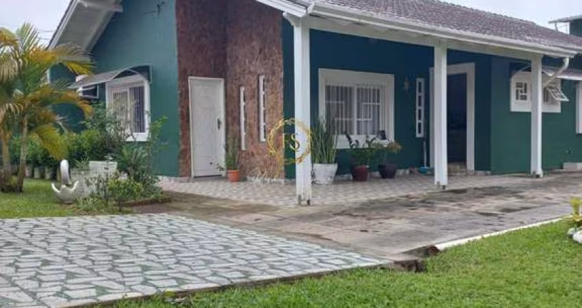 BELÍSSIMA CASA ACONCHEGANTE COM 755,90mt²